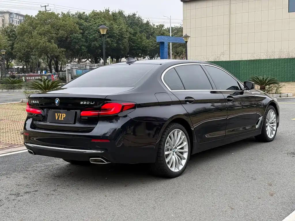 BMW 5 Series 5 2022 530Li Premium Luxury