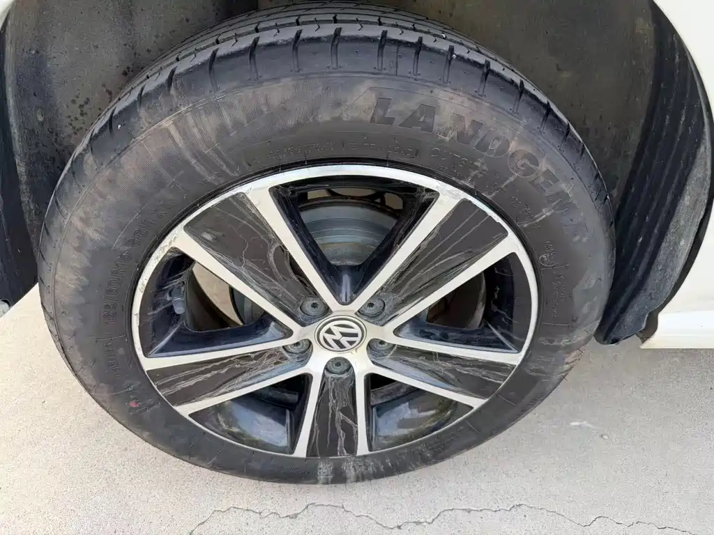 Volkswagen Polo — миниатюра 11
