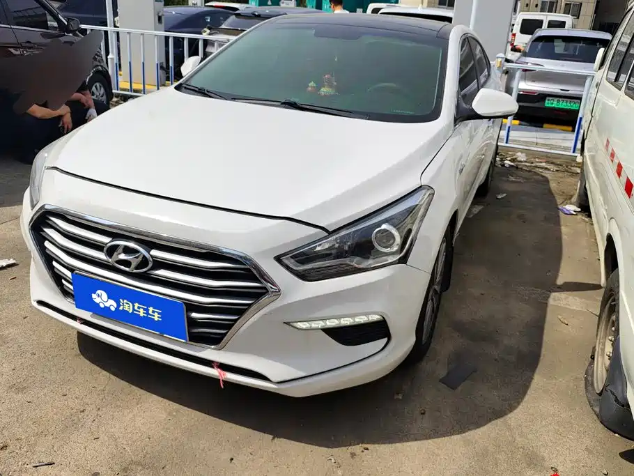 Hyundai Mistra