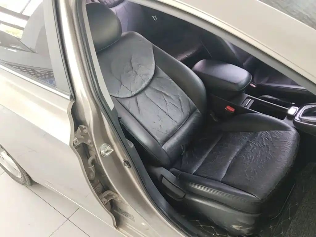 Hyundai Elantra Langdong — миниатюра 25
