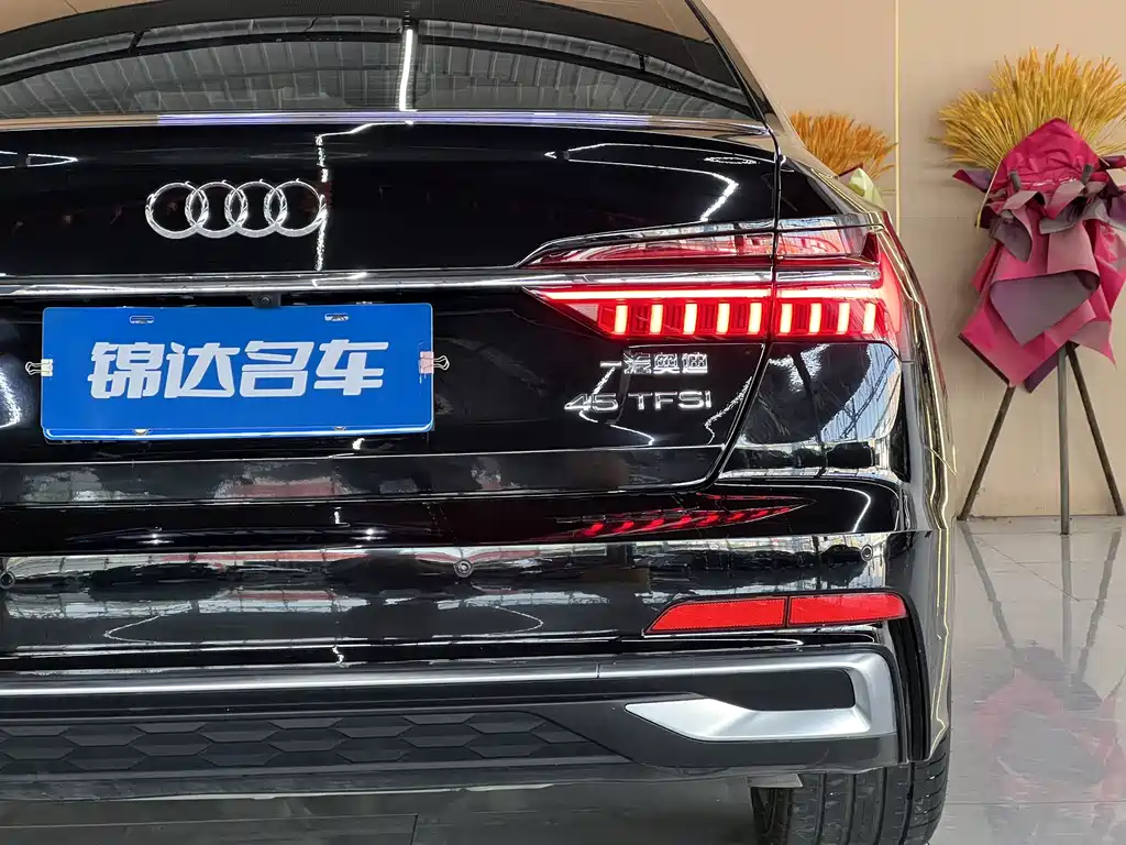 Audi A6L — миниатюра 9