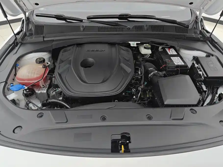 Geely Preface 2023 2.0TD Luxury