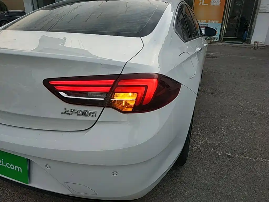 Buick Regal — миниатюра 8