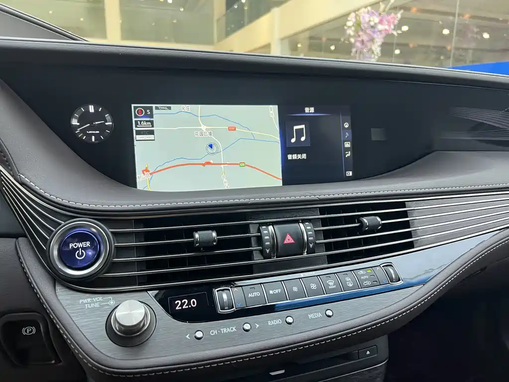 Lexus LS — фотографии объявления, Фото 12
