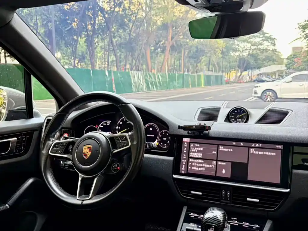 PORSCHE CAYENNE NEW ENERGY