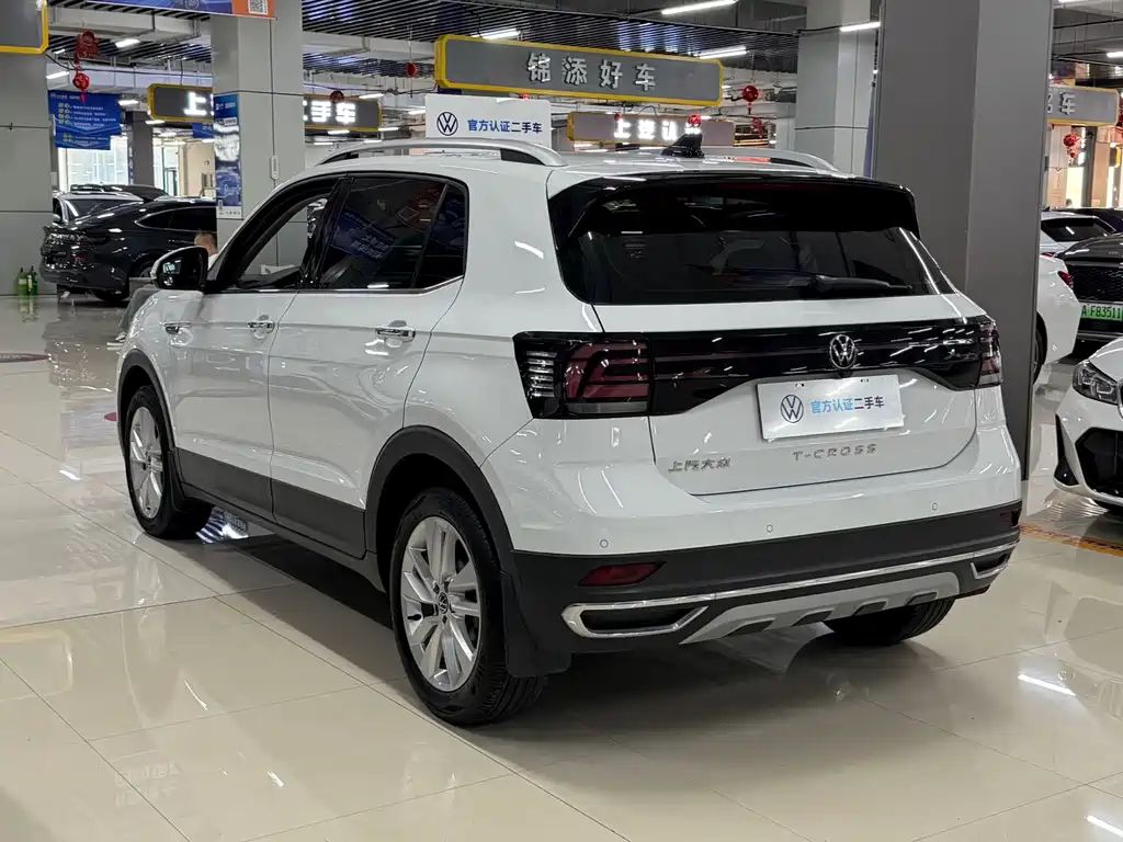 Volkswagen T-Cross - фото 6