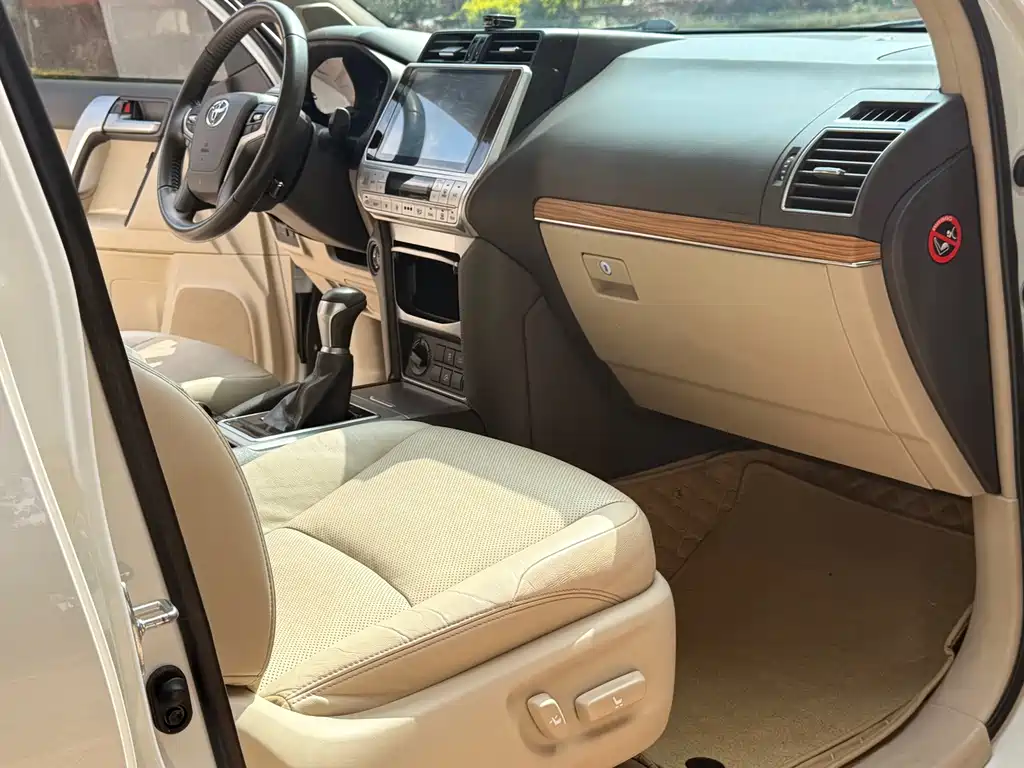 Toyota Prado — миниатюра 14