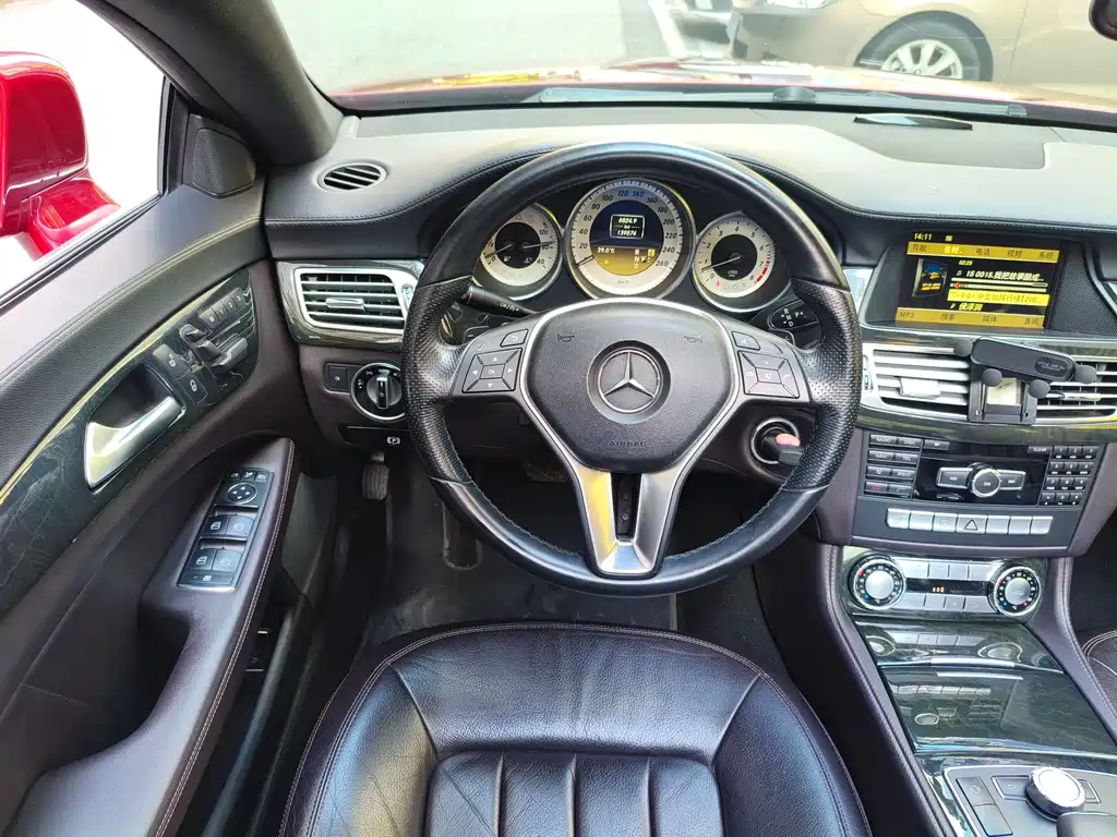 Mercedes-Benz CLS — миниатюра 14