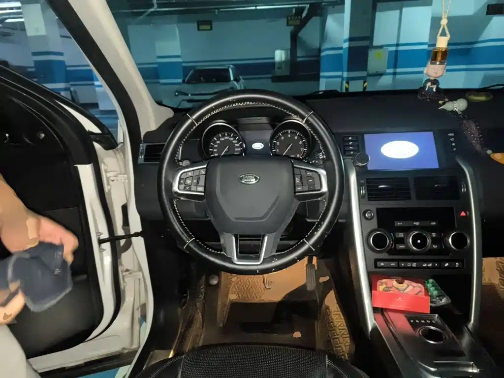 Land Rover Discovery Sport — миниатюра 11