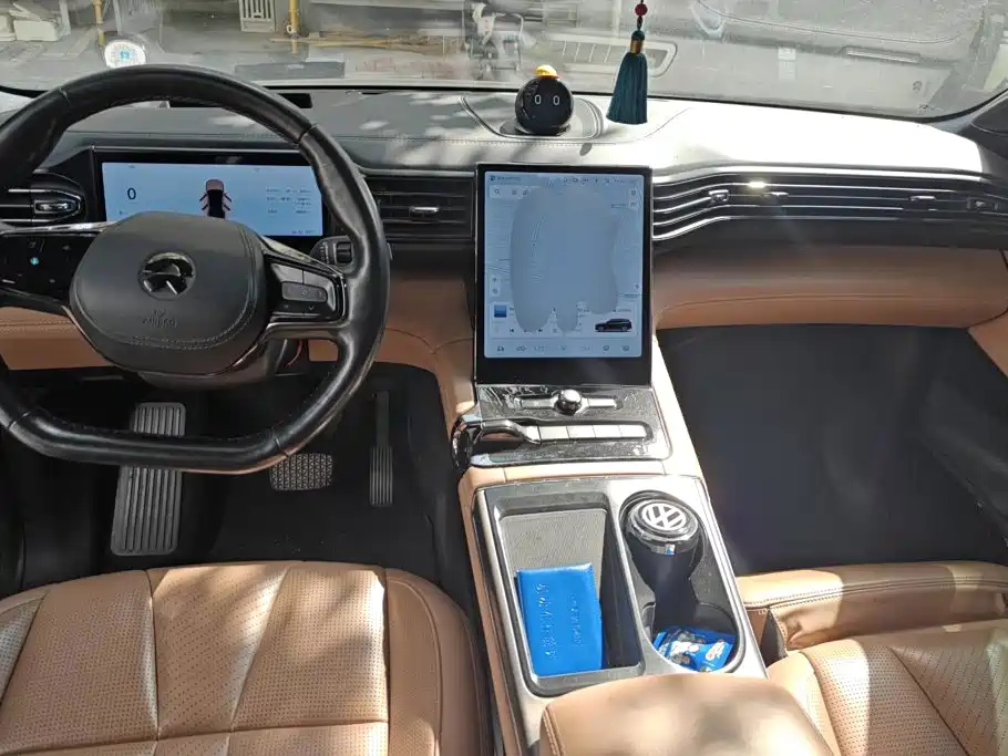 NIO ES8 — миниатюра 12