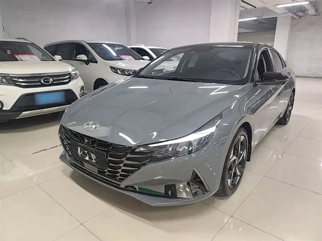 Hyundai Elantra 2020