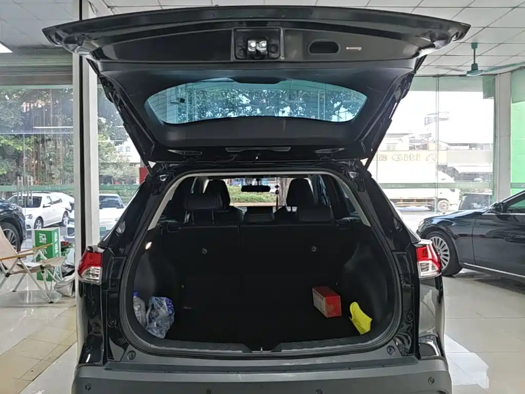 Toyota Frontlander — миниатюра 19