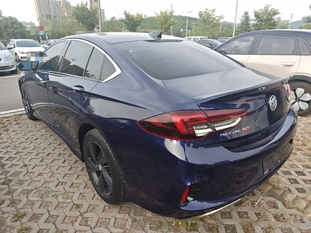 Buick Regal — миниатюра 5
