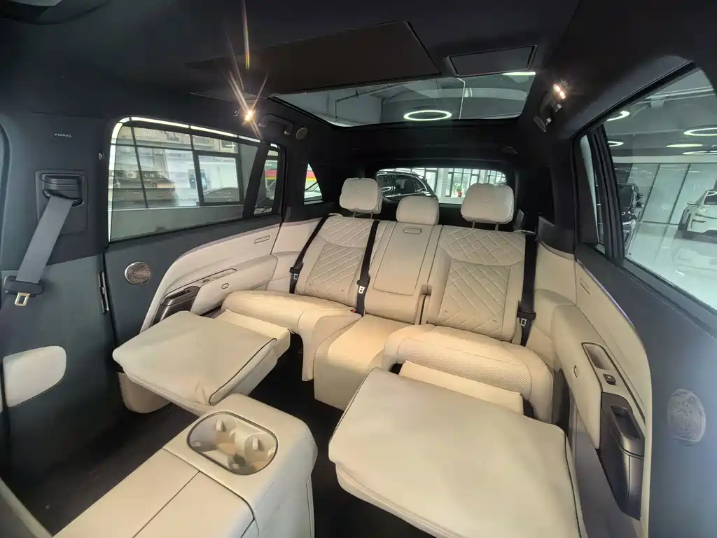 Li Auto Li L8 — миниатюра 23