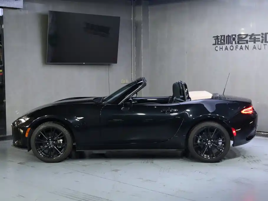 Mazda MX-5 — миниатюра 6