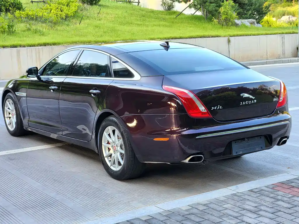 Jaguar XJ XJL 3.0 SC Panoramic Business Edition, фото 3