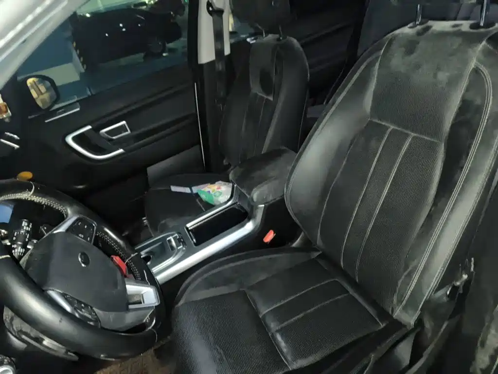 Land Rover Discovery Sport — миниатюра 16