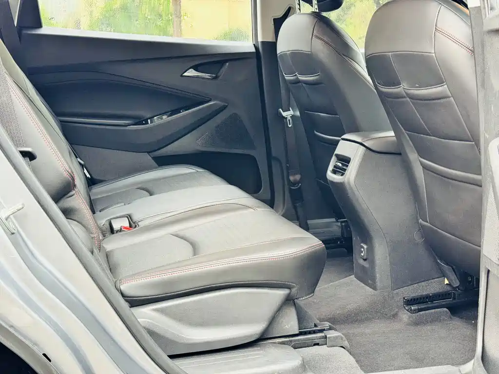 Chevrolet Volando — миниатюра 18