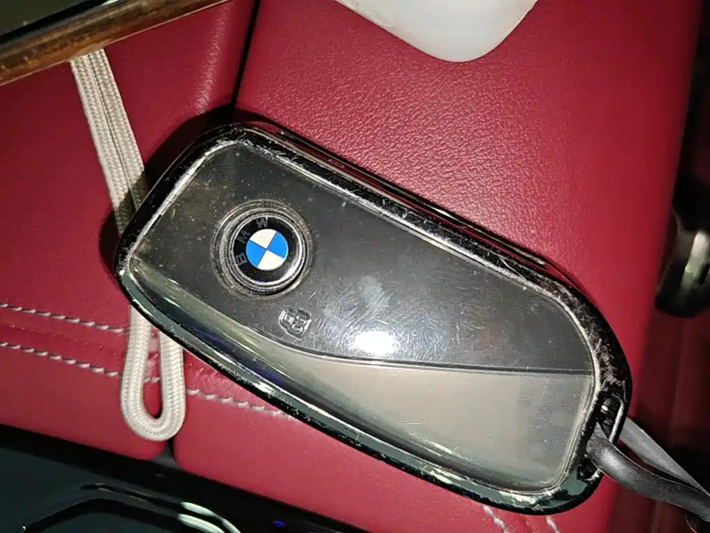 BMW 5 Series — миниатюра 9