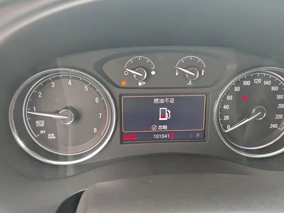 Buick LaCrosse — миниатюра 14