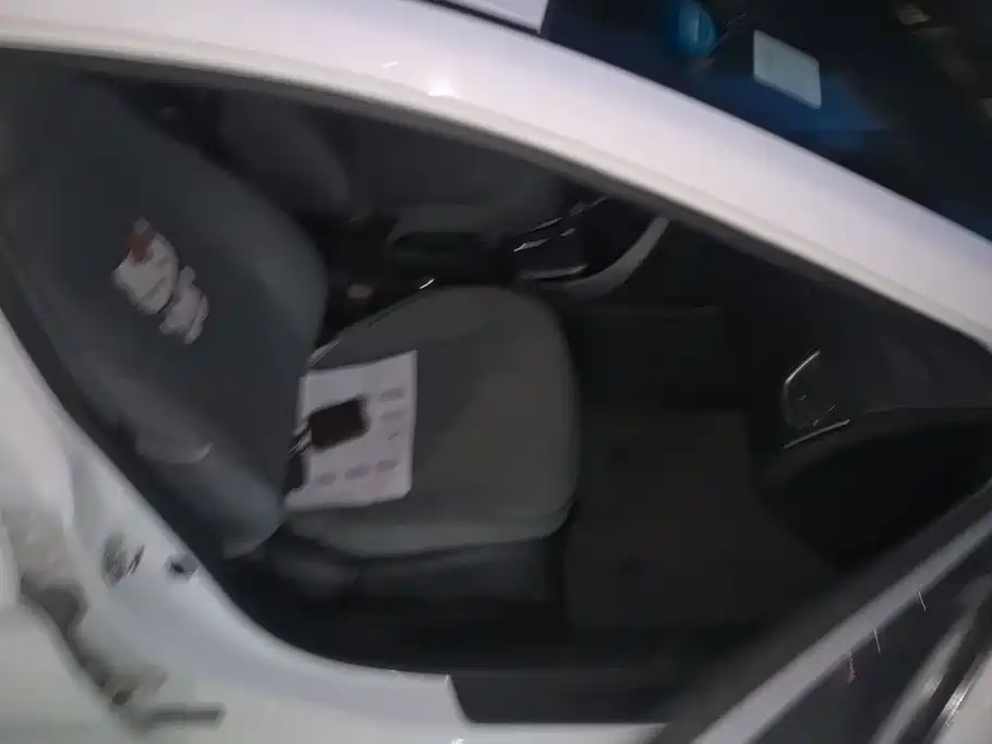 Hyundai Elantra Langdong — миниатюра 8