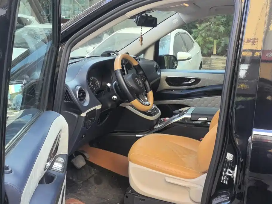 Mercedes-Benz Vito — миниатюра 9