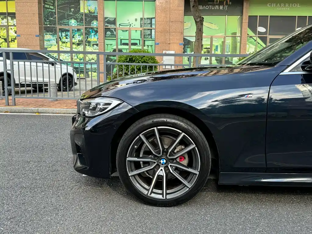 BMW 3 Series — миниатюра 8