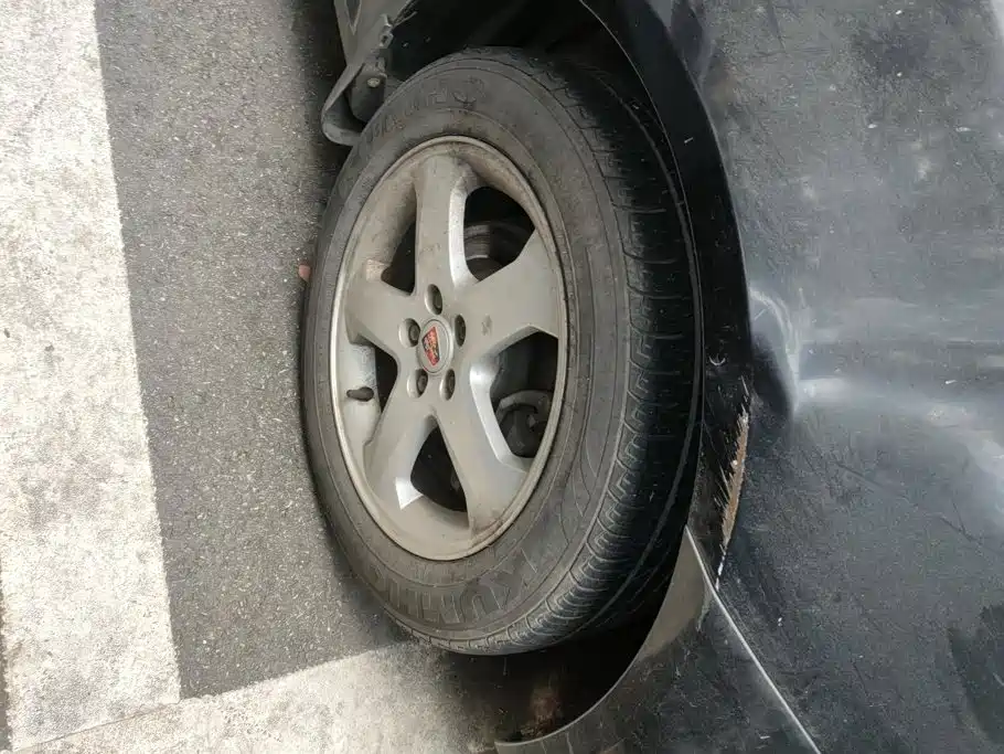 Roewe 350 — миниатюра 6