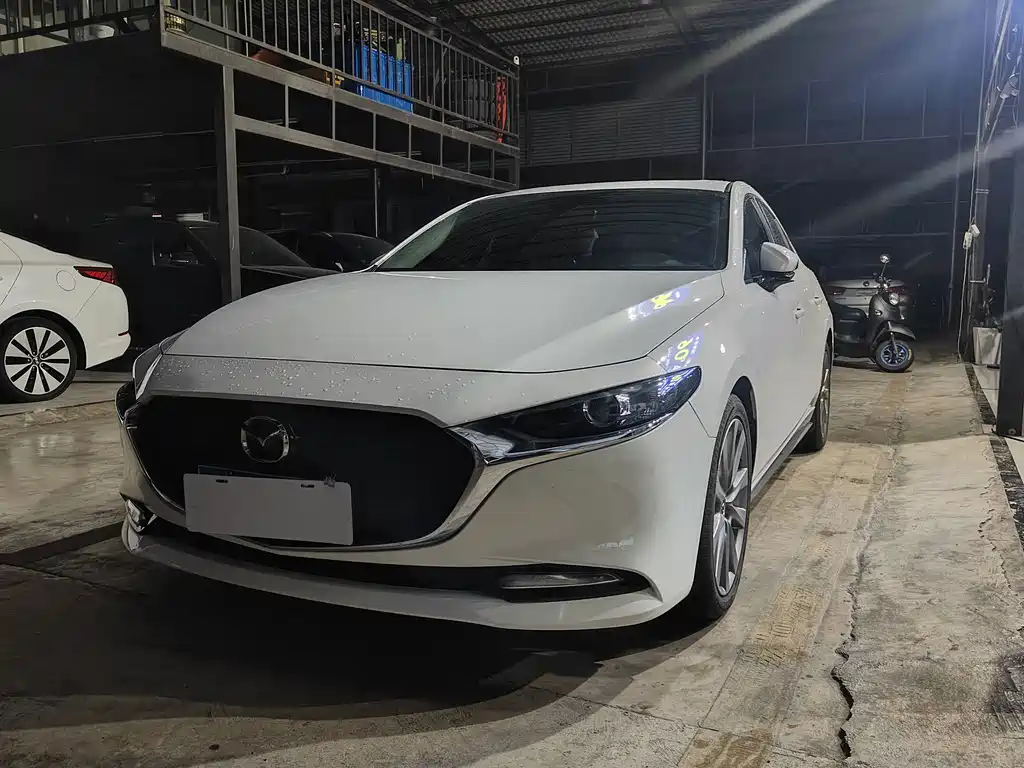 Mazda 3 Axela