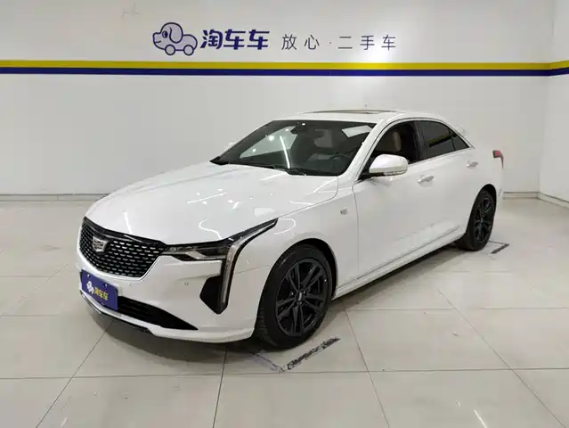 Cadillac CT4