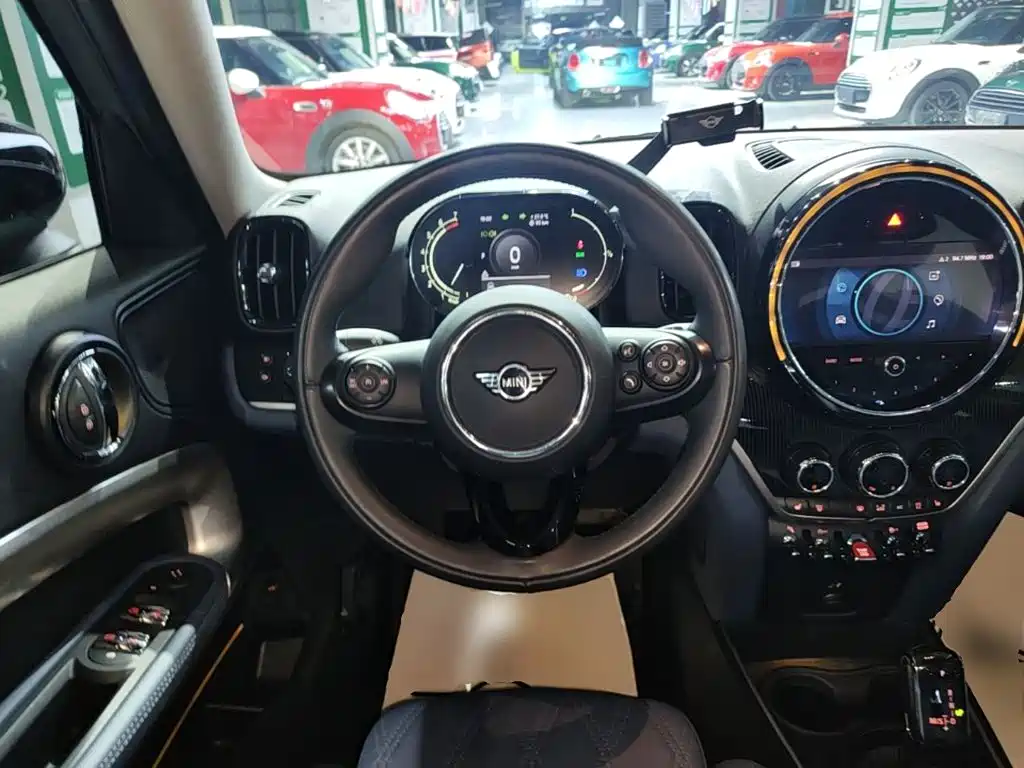 MINI Mini Countryman — миниатюра 11