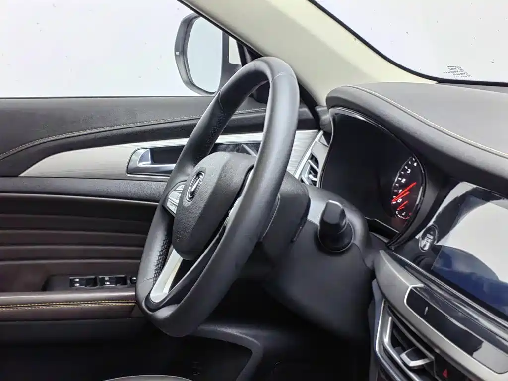 Changan CS35PLUS — миниатюра 22