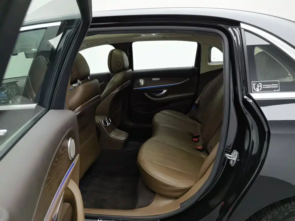 Mercedes-Benz E-Class New Energy — миниатюра 15