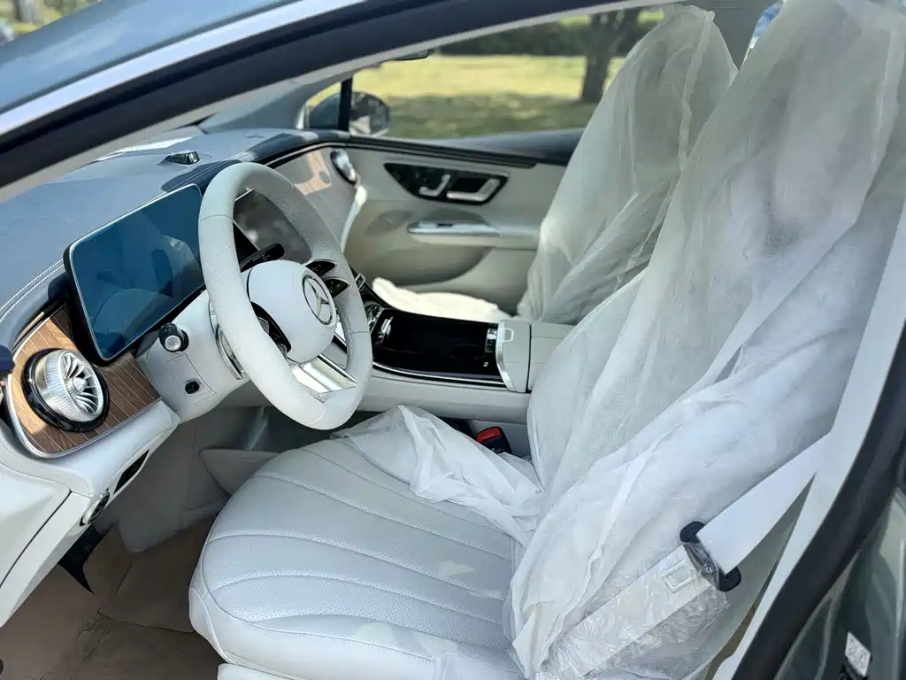 Mercedes-Benz EQE — миниатюра 9