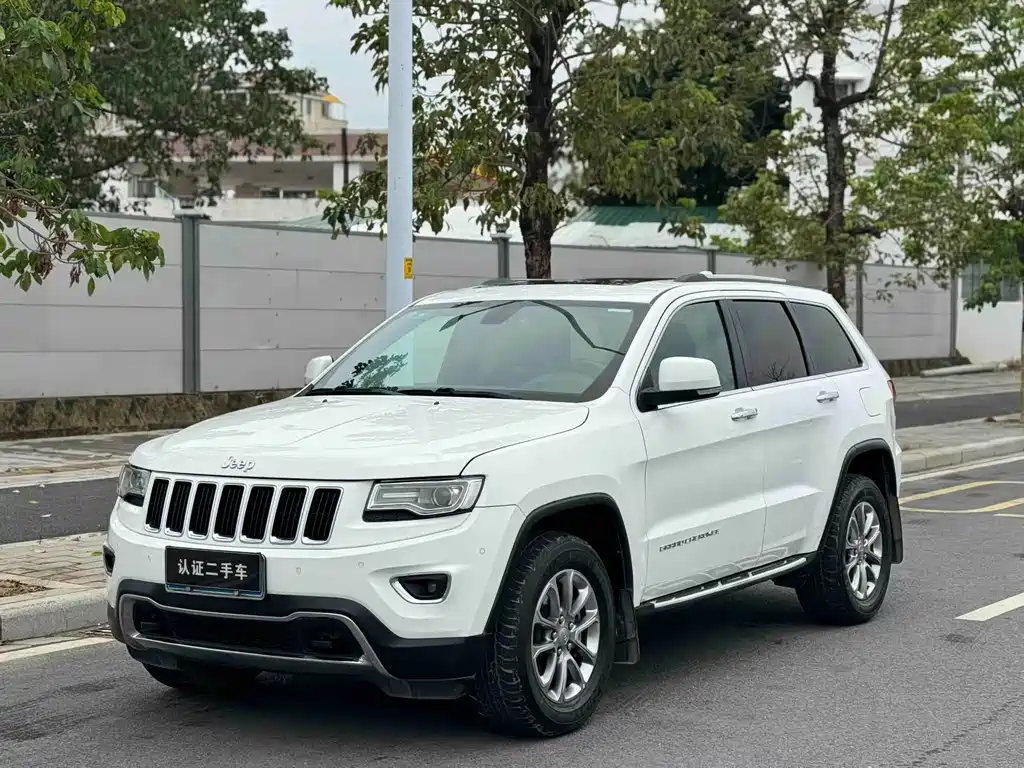 JEEP GRAND CHEROKEE