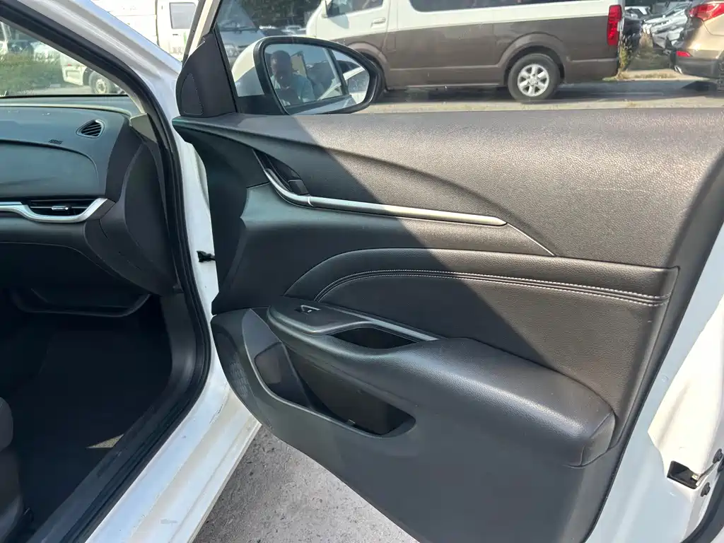Buick Excelle — миниатюра 26