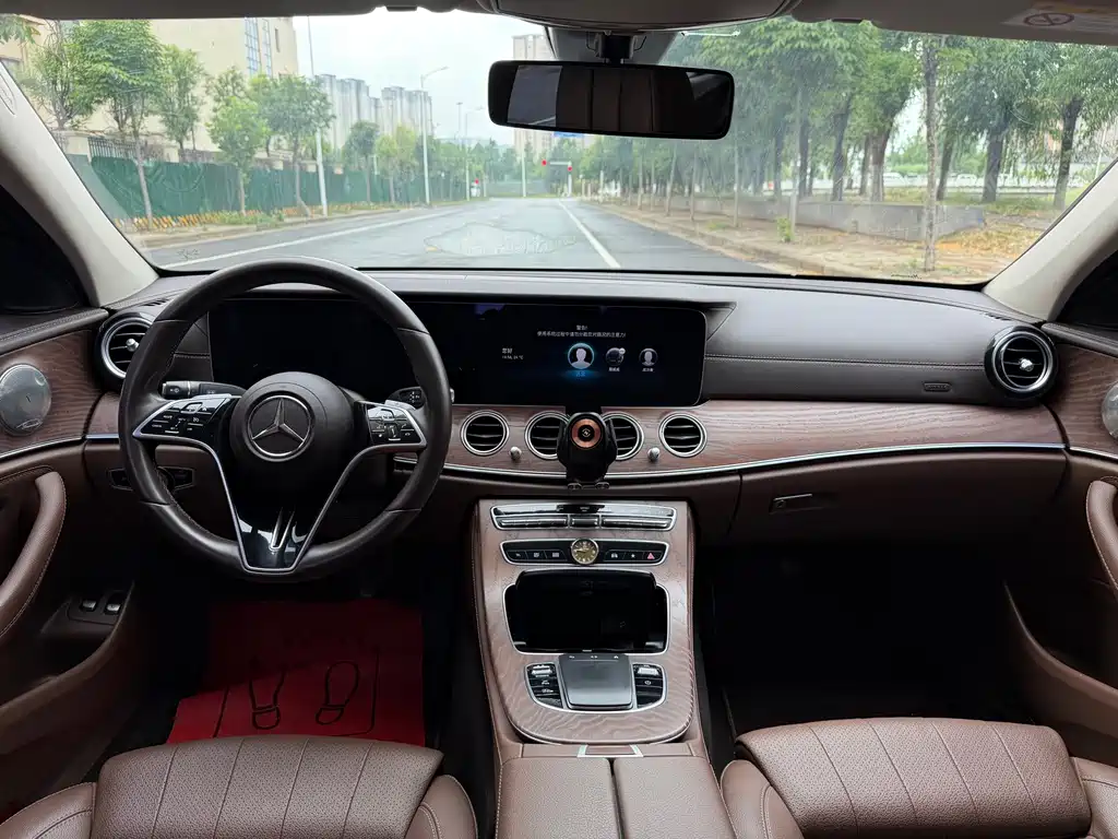 Mercedes-Benz E-Class E 2022 E 350 e L