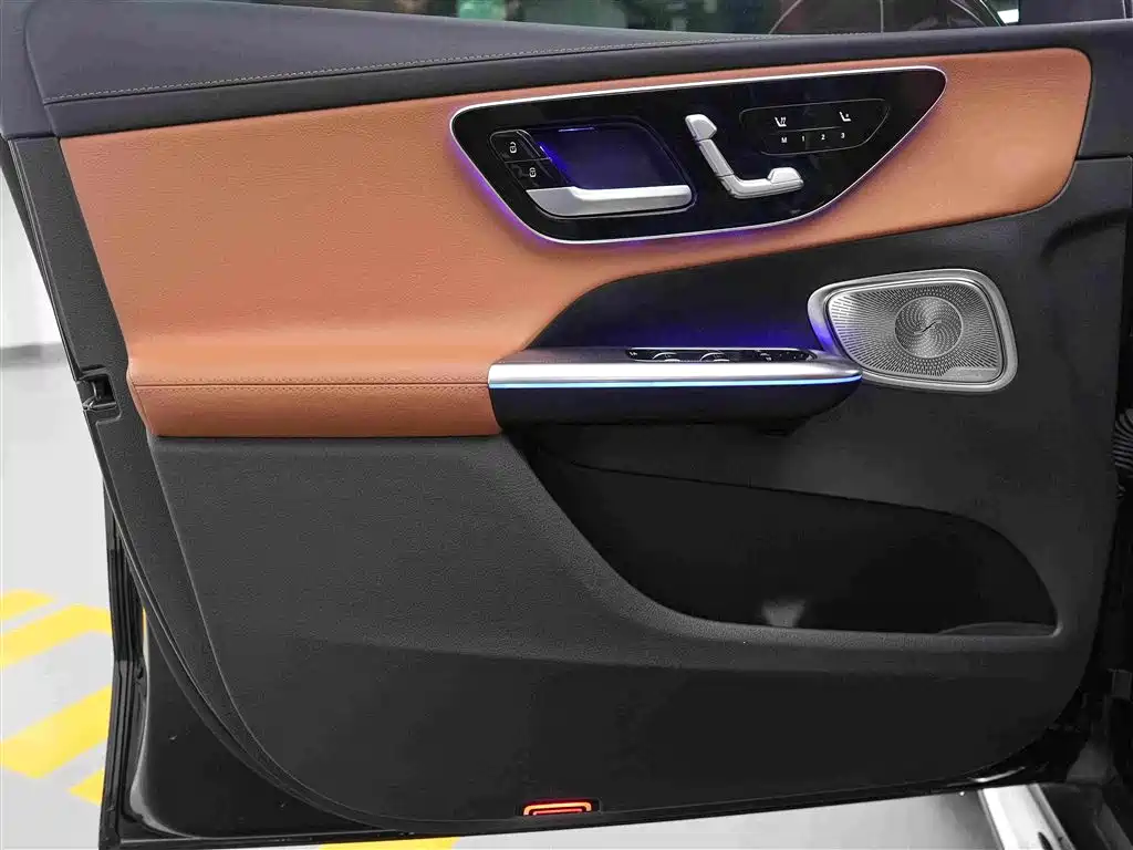 Mercedes-Benz GLC — миниатюра 9