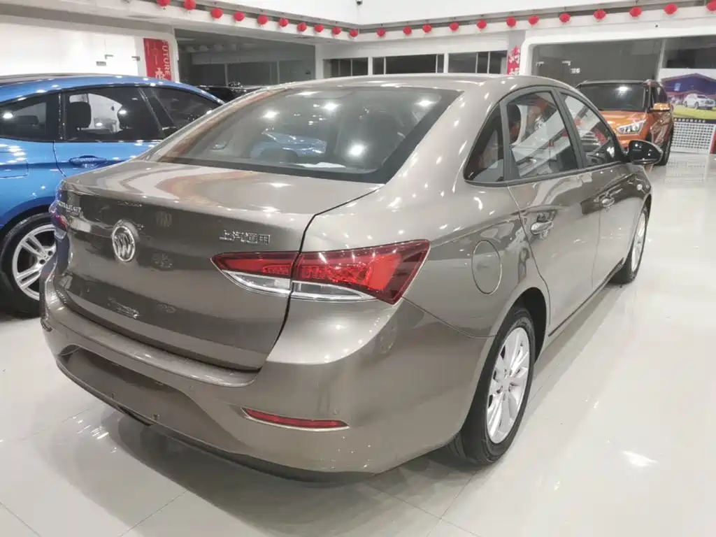 Buick Excelle — миниатюра 7