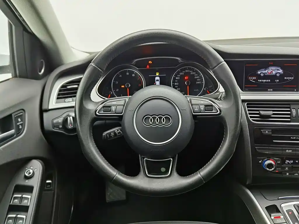 Audi A4 (Import) — миниатюра 11