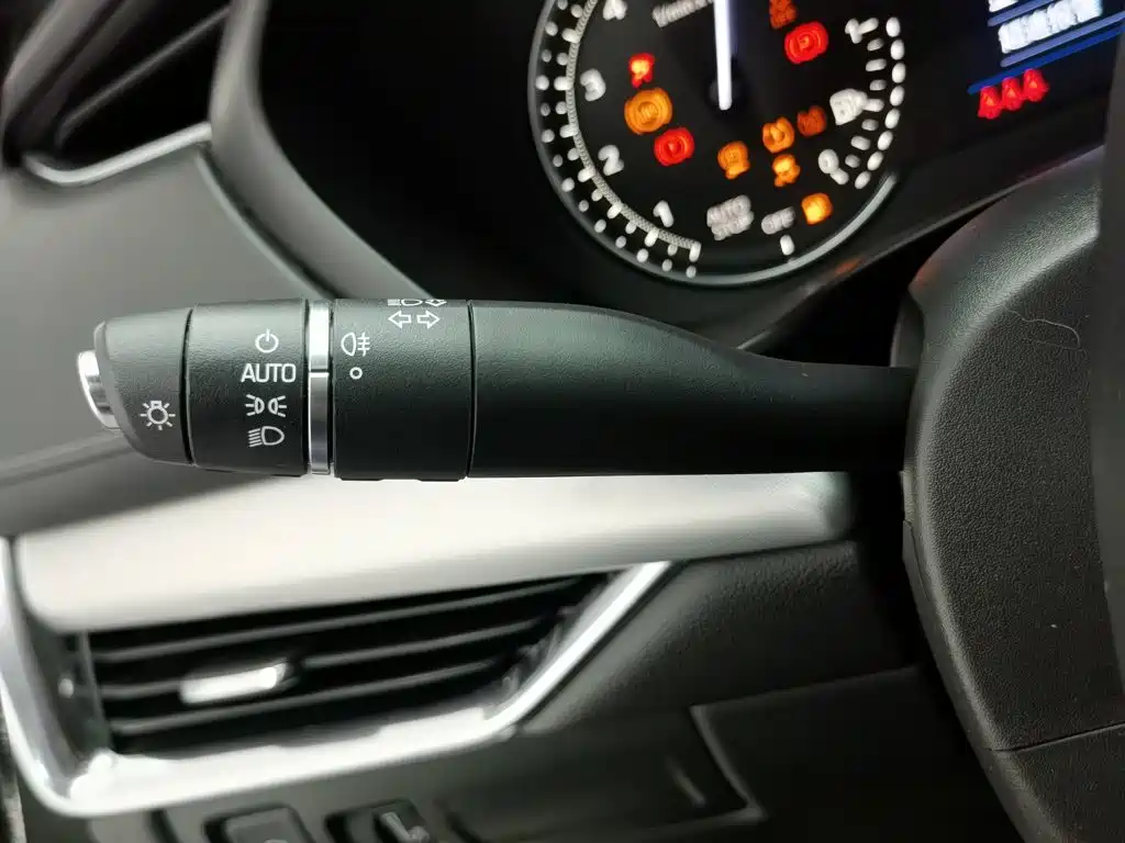 Cadillac XT4 — миниатюра 21