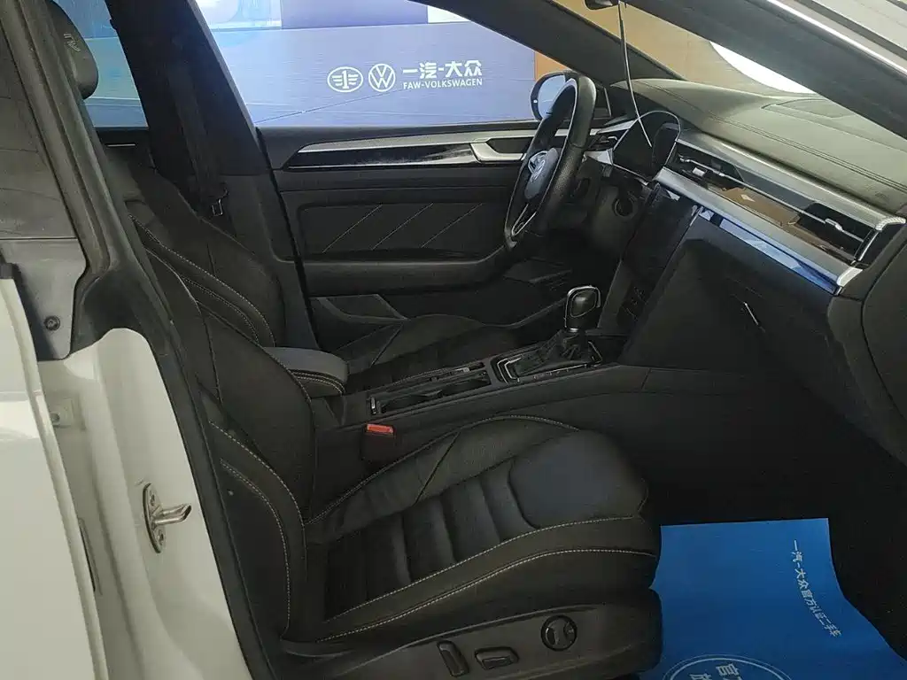 Volkswagen FAW - Passat CC CC 2021 380TSI 30