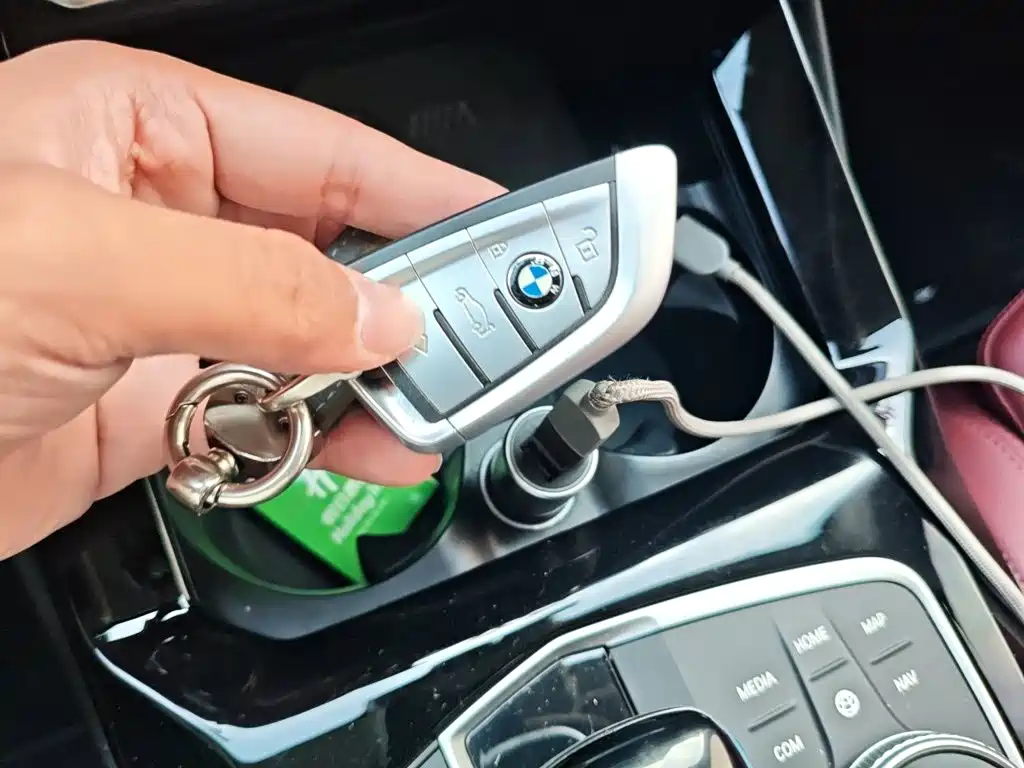 BMW iX3 — миниатюра 12