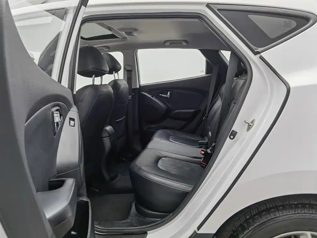 Hyundai ix35 — миниатюра 15