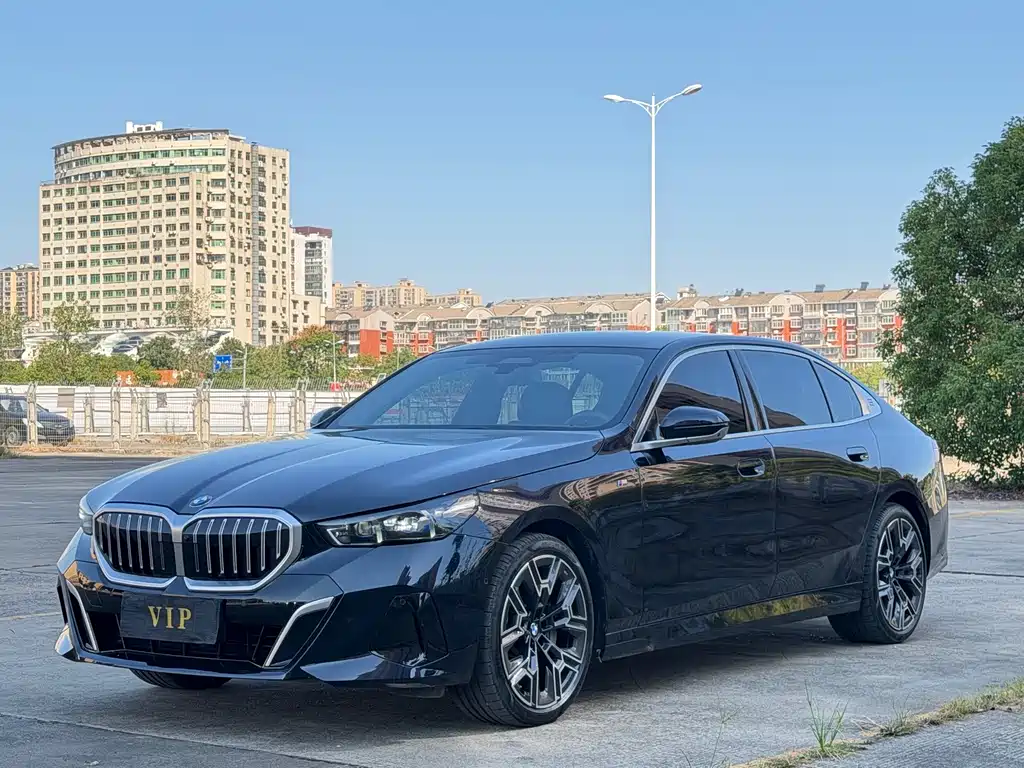 BMW 5 Series 5 2025 530Li Premium M Sport