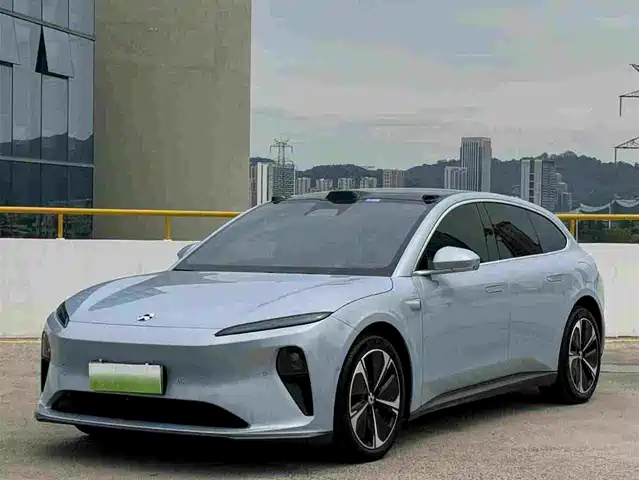 2025 Nio ET5