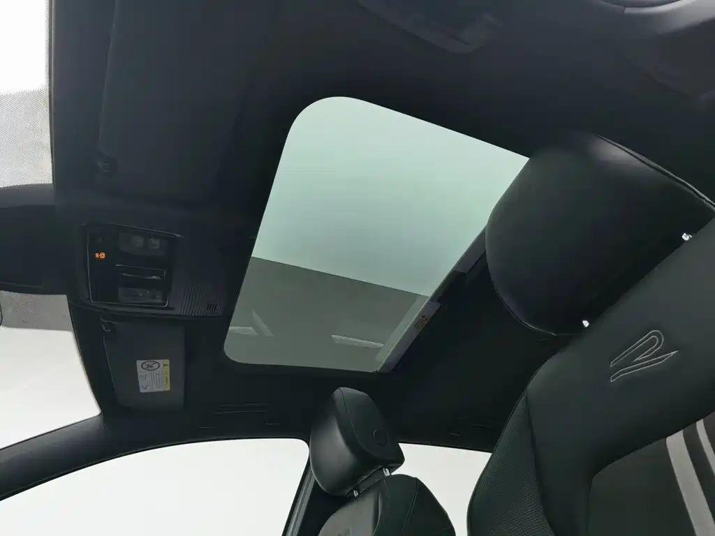 Volkswagen Golf — миниатюра 14