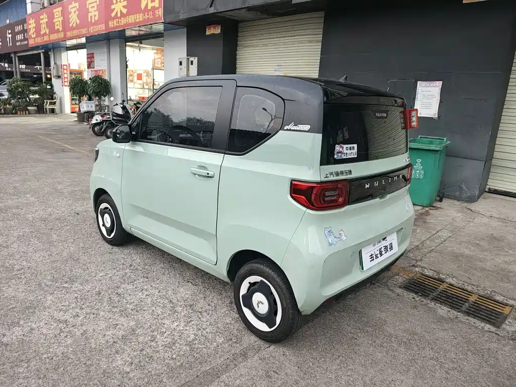 Wuling MINIEV — миниатюра 4
