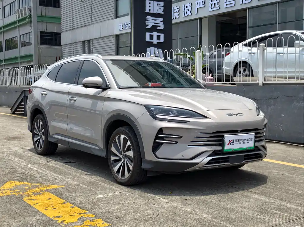 BYD Song Plus PLUS 2023 Champion DM-i 150KM Flagship PLUS