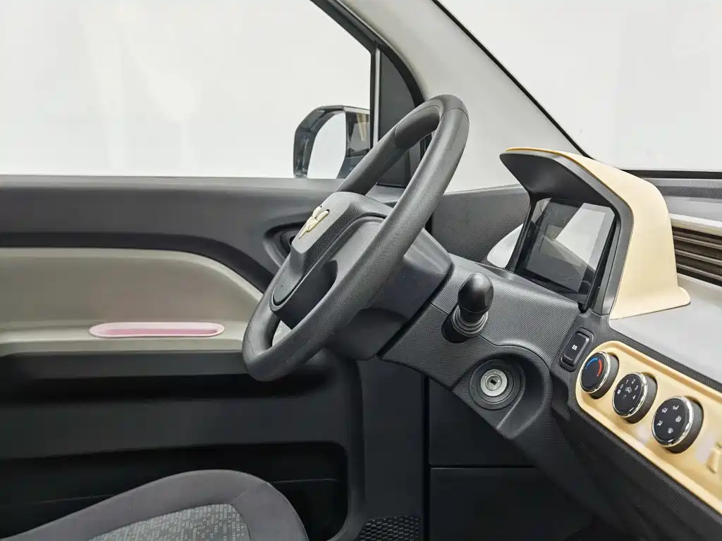 Wuling MINIEV — миниатюра 22